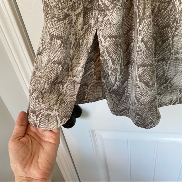 Mossimo Gray Snake Print Long Tank Size Small - Picture 5 of 7